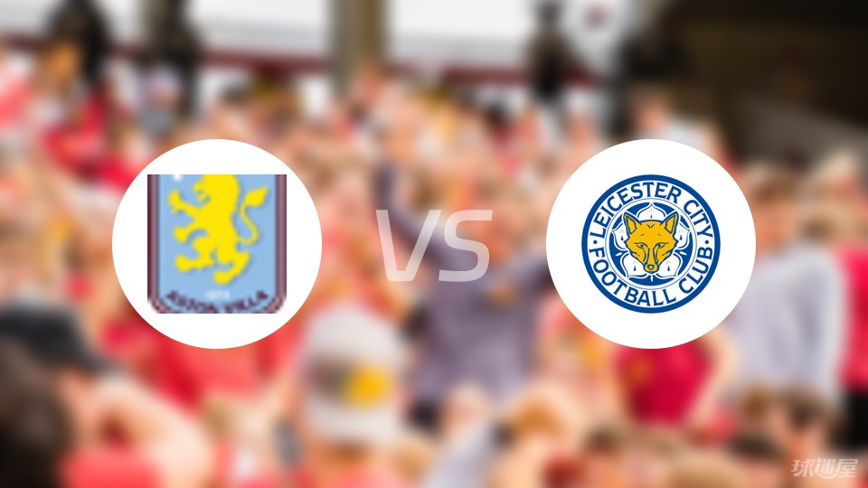 哈维-西蒙斯在切尔西官宣哈托评论区留言：我宝❤️