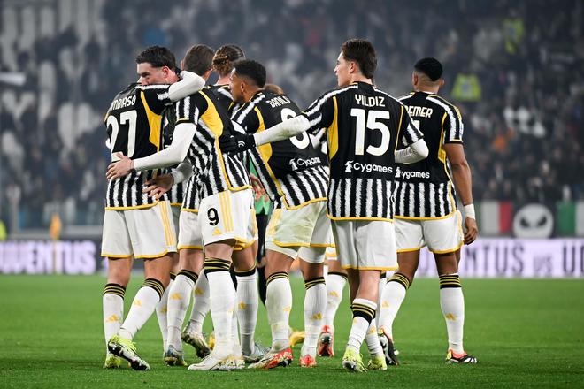 快船队史仅2人多次砍下单场50分：哈登和鲍勃·麦卡杜